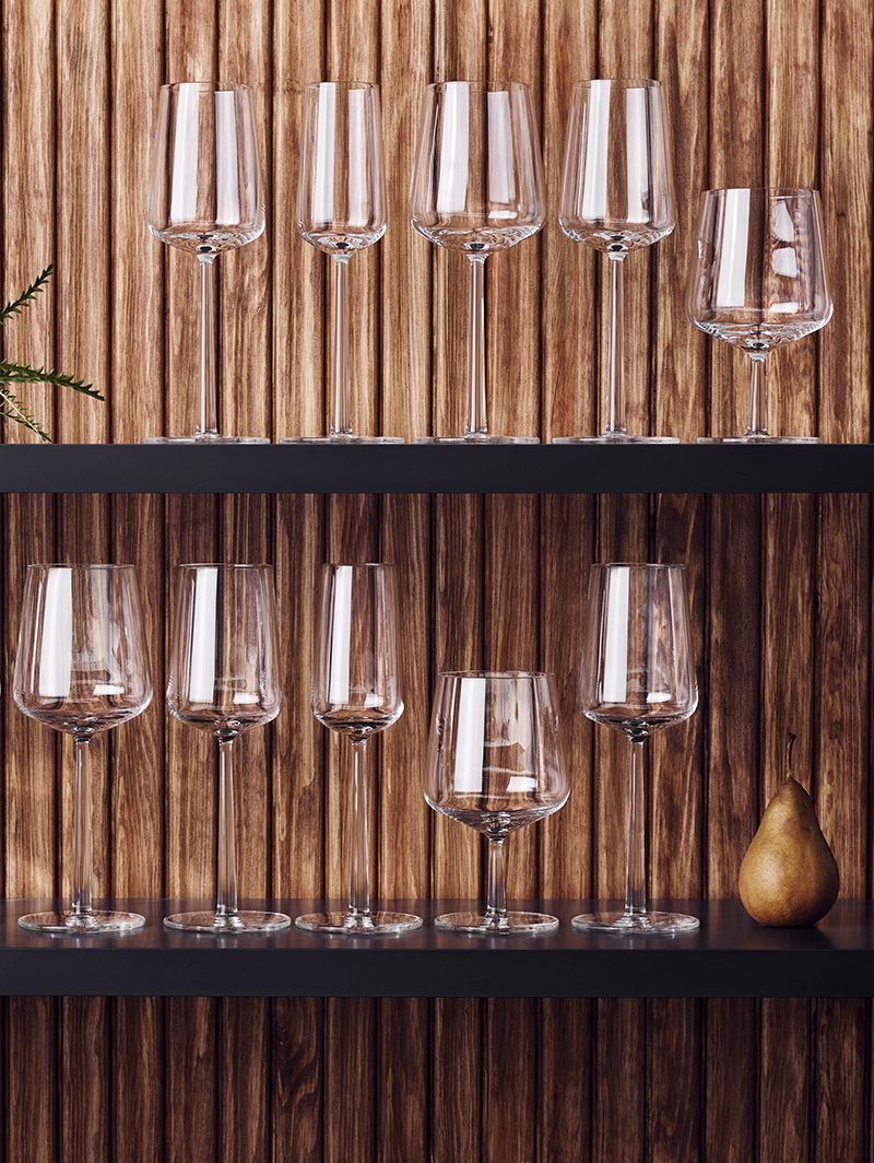 Bar and Wine