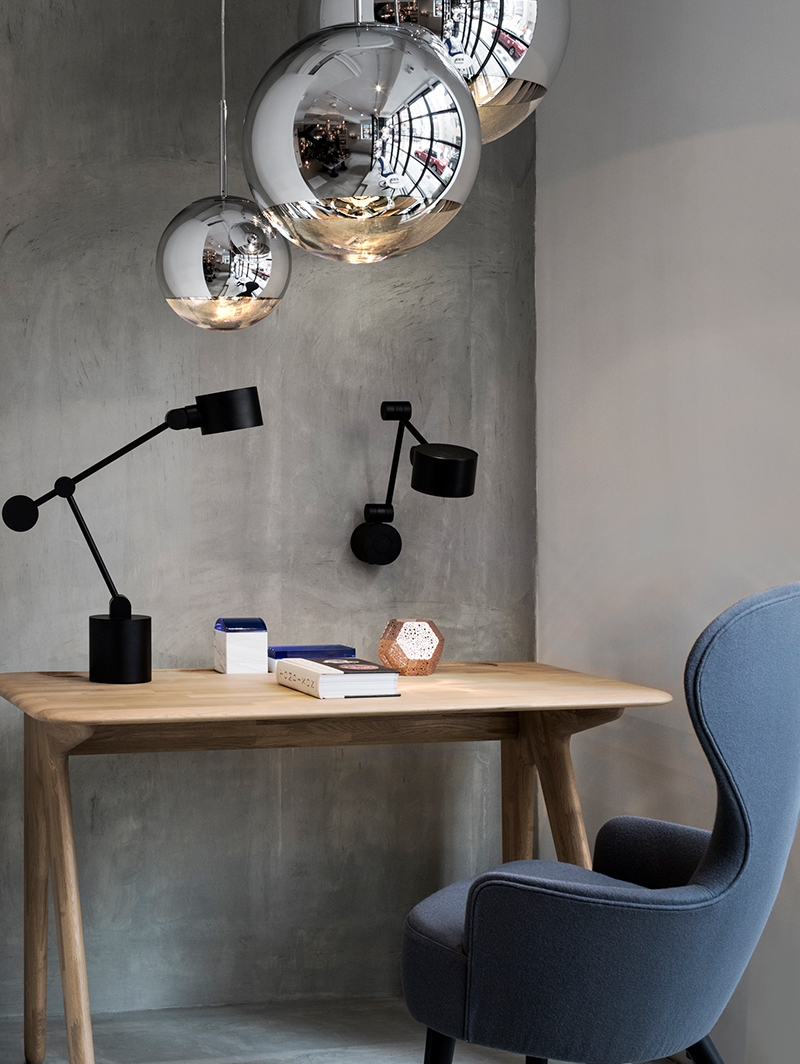 Work Desks