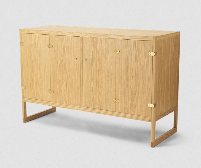 Carl Hansen & Son BM0057 Sideboard