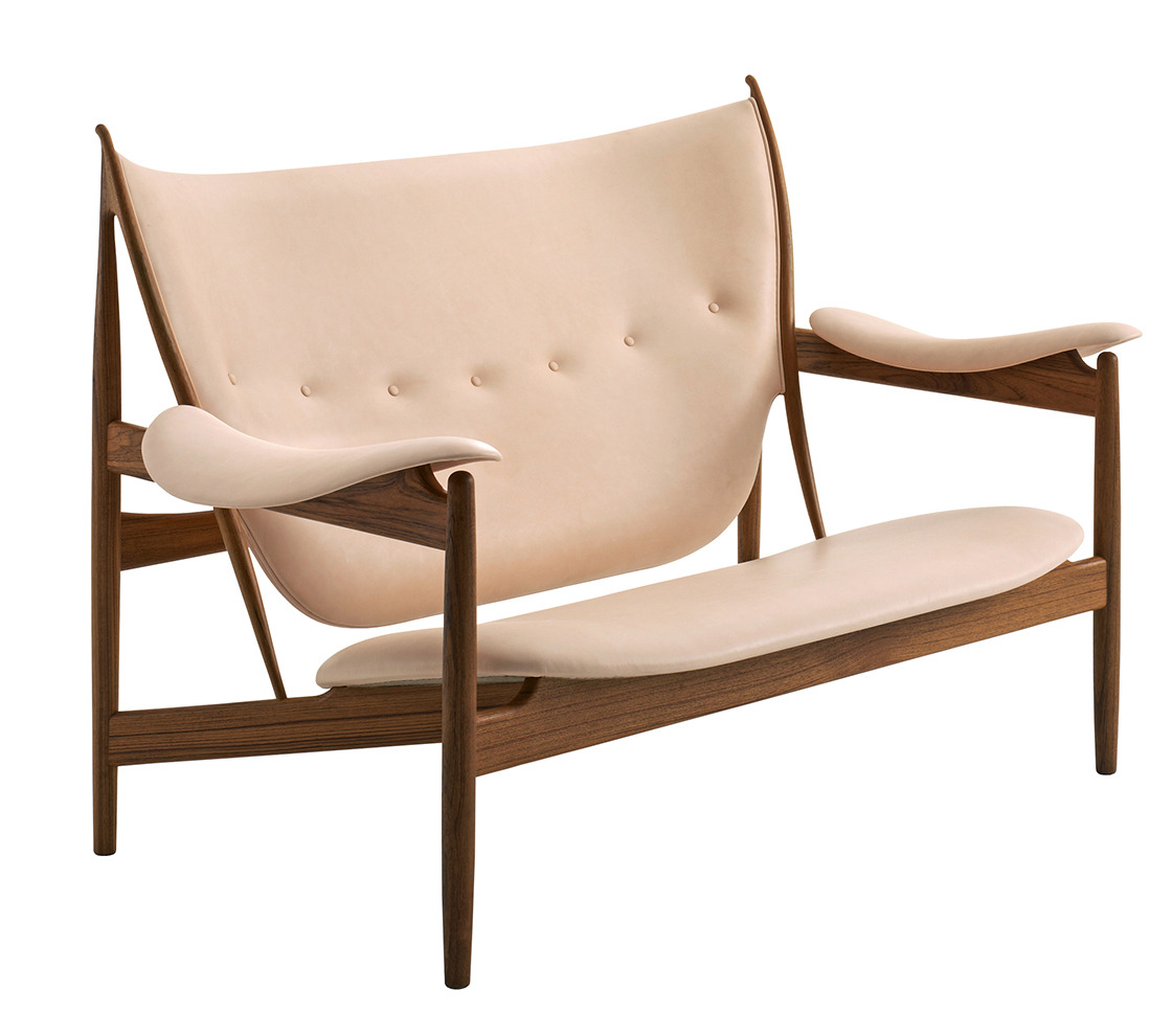 Finn Juhl Chieftain Sofa