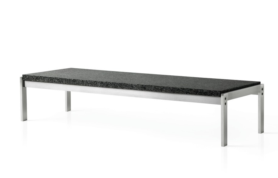 Fritz Hansen PK62™ Side Table