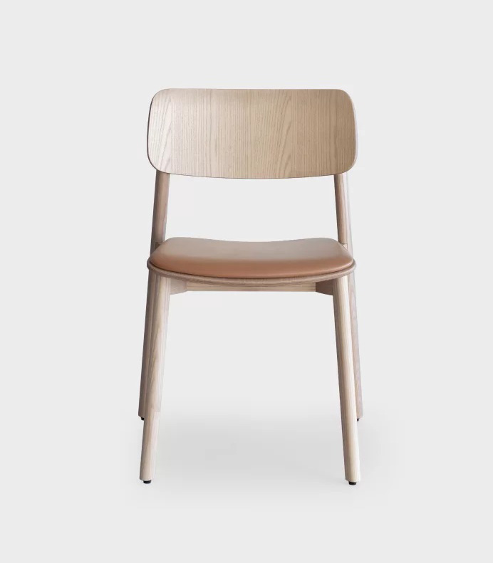 Lapalma Oiva S371 Four Legged Stackable Chair with Seat-pad