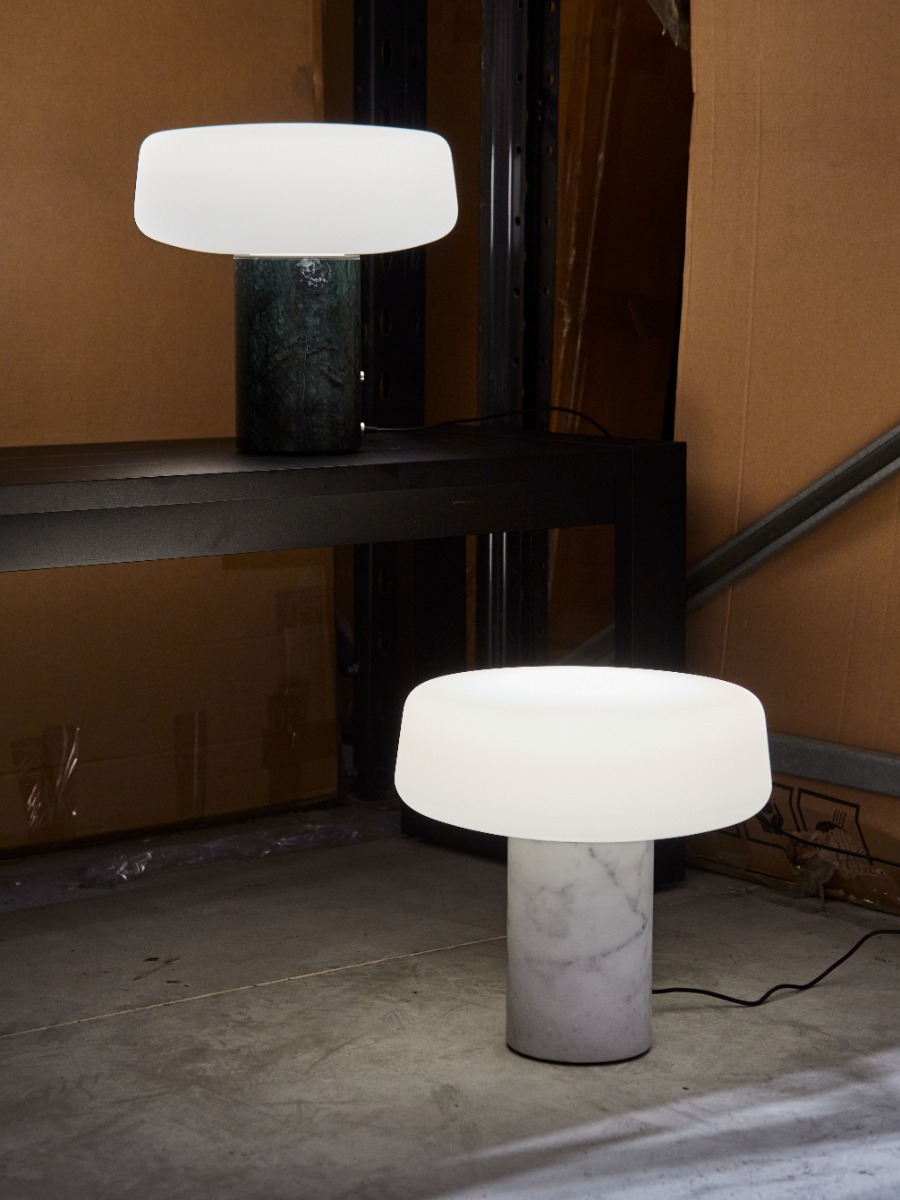 Case Furniture Solid Light Rechargeable Table Lamp